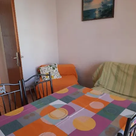 Gracela Apartment